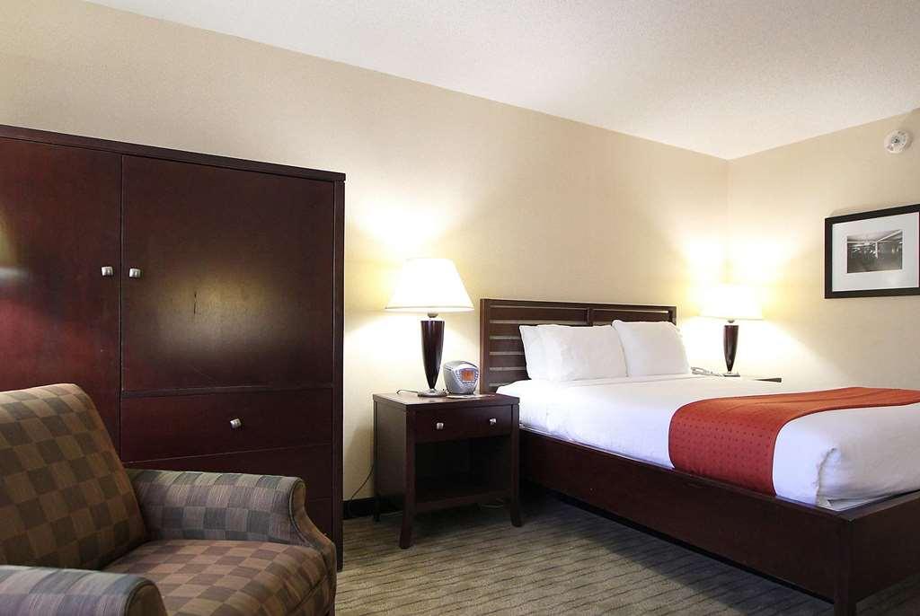 Ramada By Wyndham Minneapolis Airport - Иган Номер фото